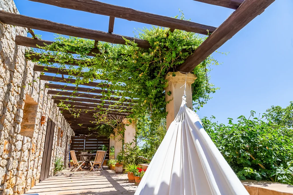 Vista de los exteriores del apartamento del hotel rural Can Pujolet