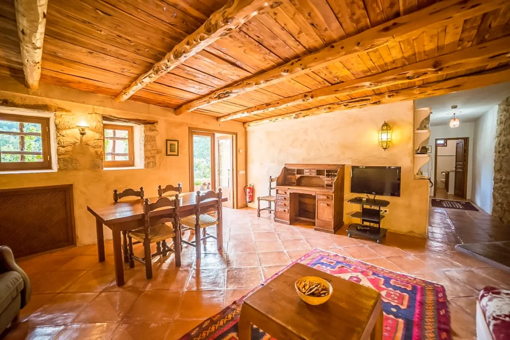 Vista del comedor del apartamento del hotel rural Can Pujolet